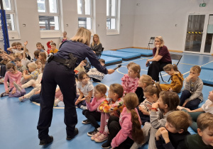 Klasy 1-3 na spotkaniu z Policją
