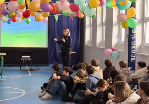 Klasy 7-8 na spotkaniu z Policją